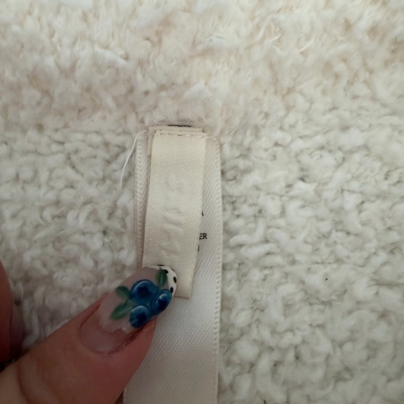 Skims Cozy Cream Fuzzy Knit Joggers - Picture 8 of 10